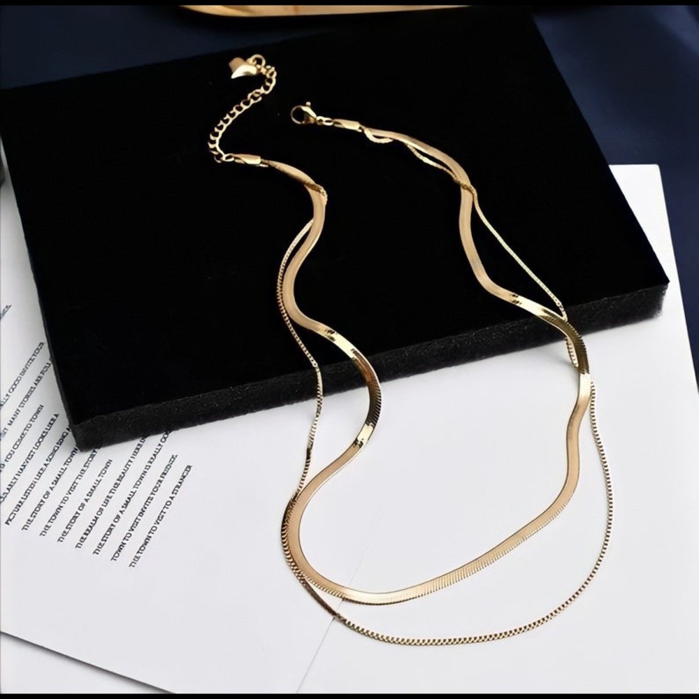 Chain Necklace - Picture 5 of 7